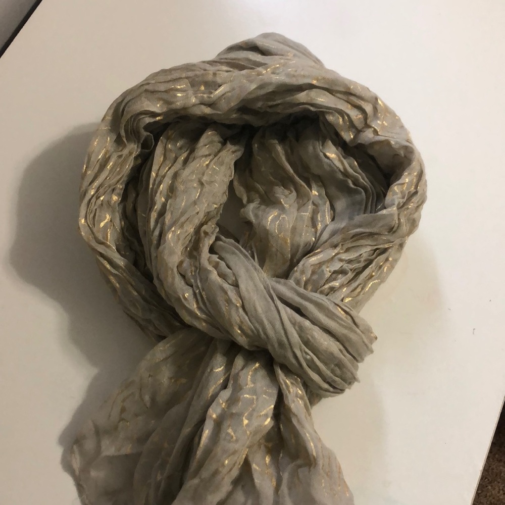 Stella and dot scarf